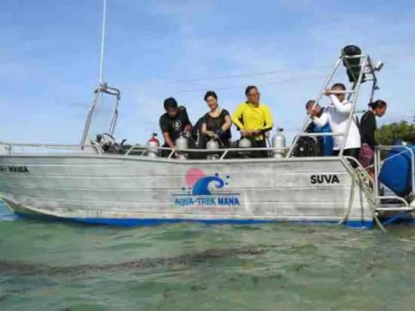 Mana Lagoon Backpackers Villa ภายนอก รูปภาพ