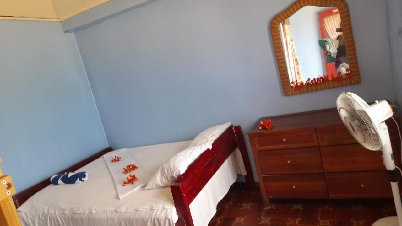 Mana Lagoon Backpackers Villa ภายนอก รูปภาพ